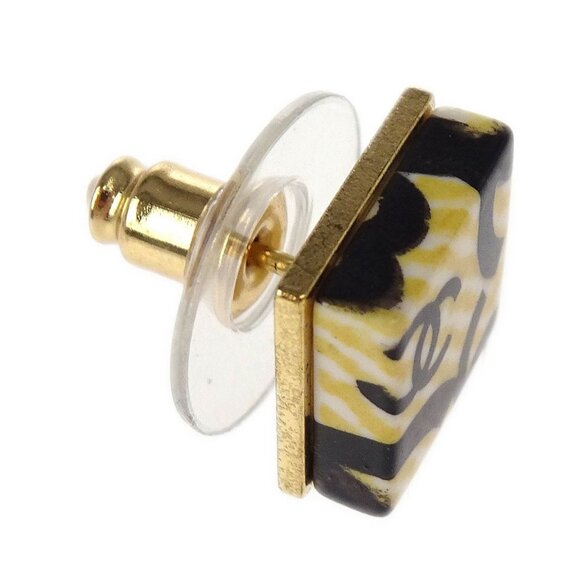 Chanel Square Piercing Earrings Gold 02P - Picture 2 of 4